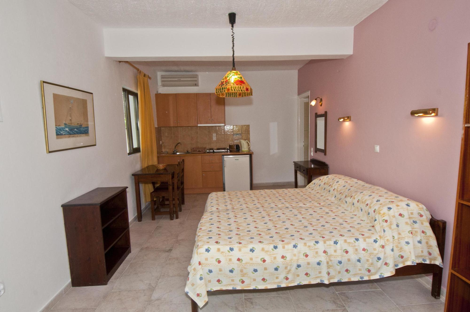 Apartments Katia Kassiopi Bagian luar foto